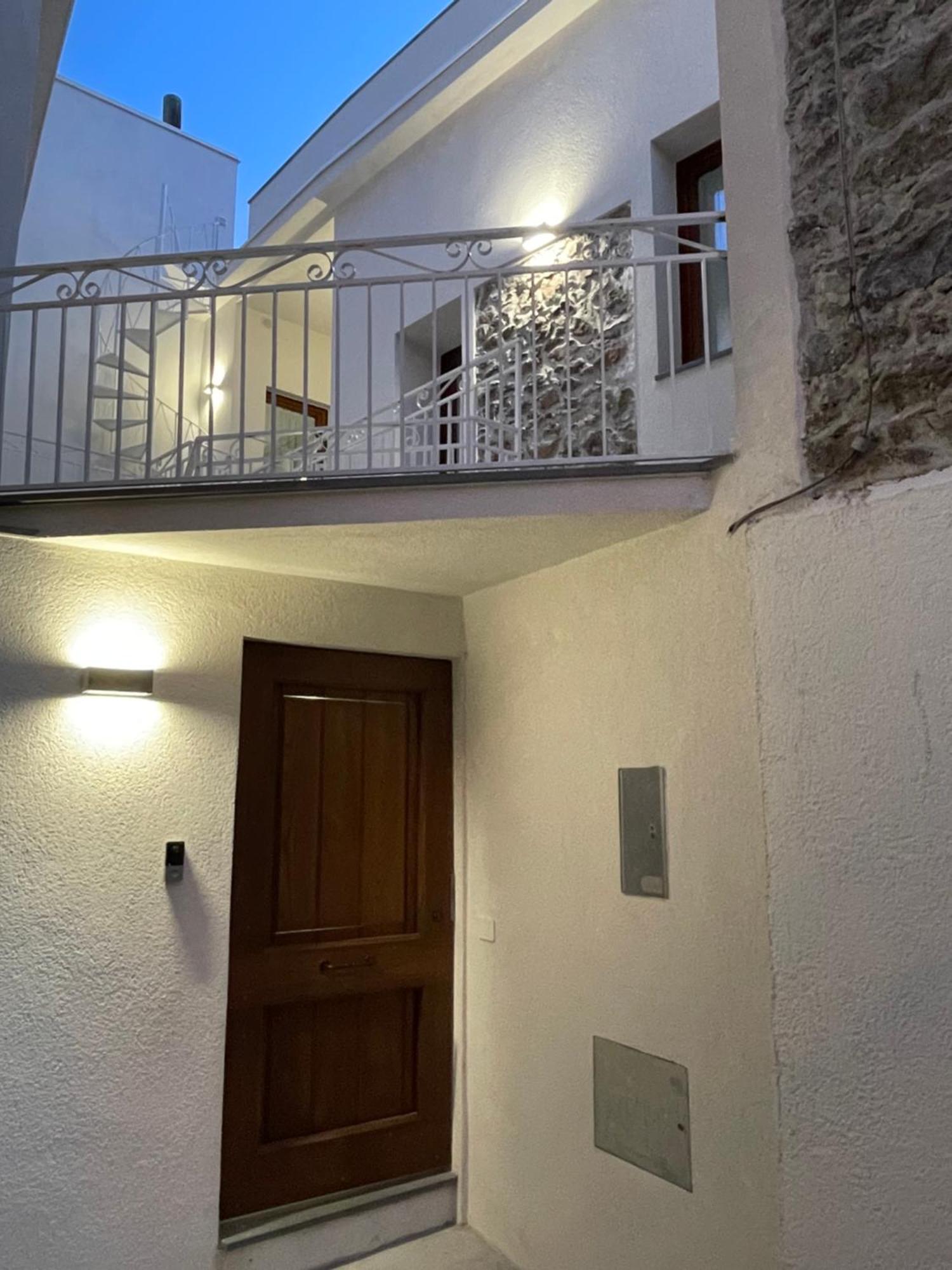 Hotel Sa Troppa De Sos Chentu à Dorgali Extérieur photo