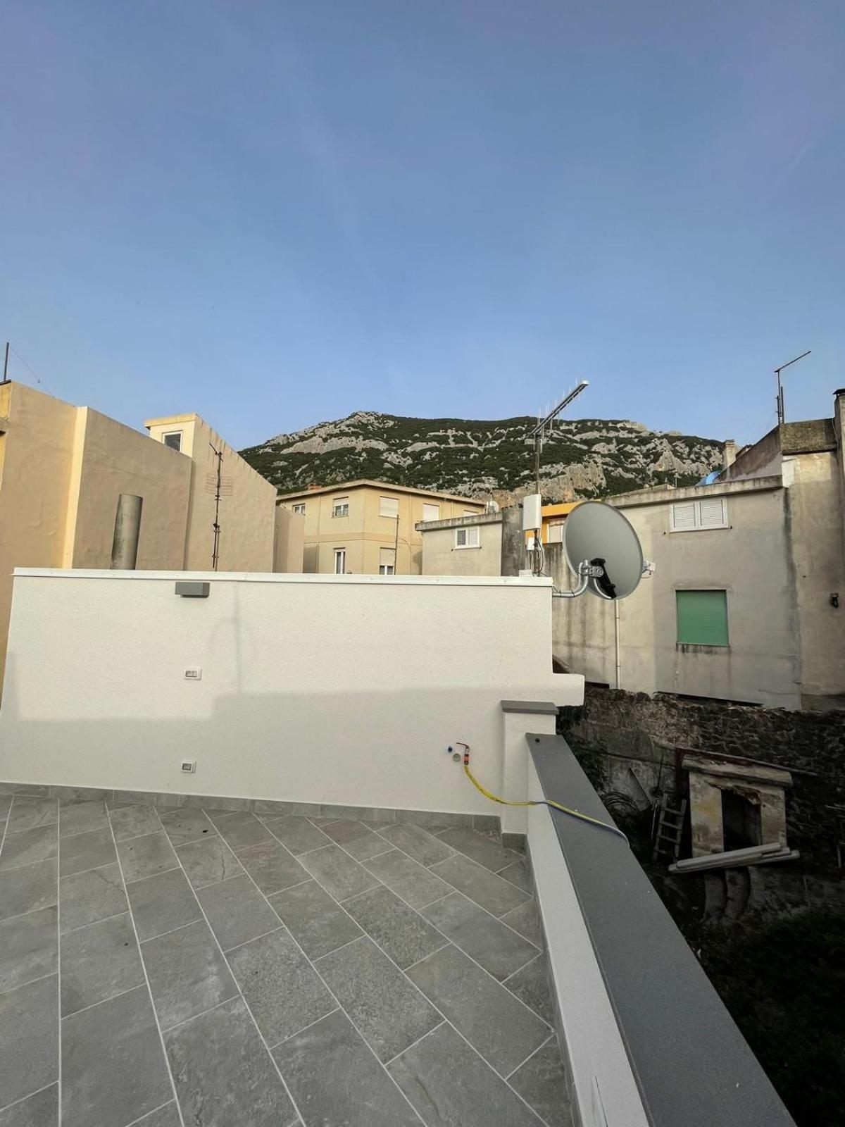 Hotel Sa Troppa De Sos Chentu à Dorgali Extérieur photo
