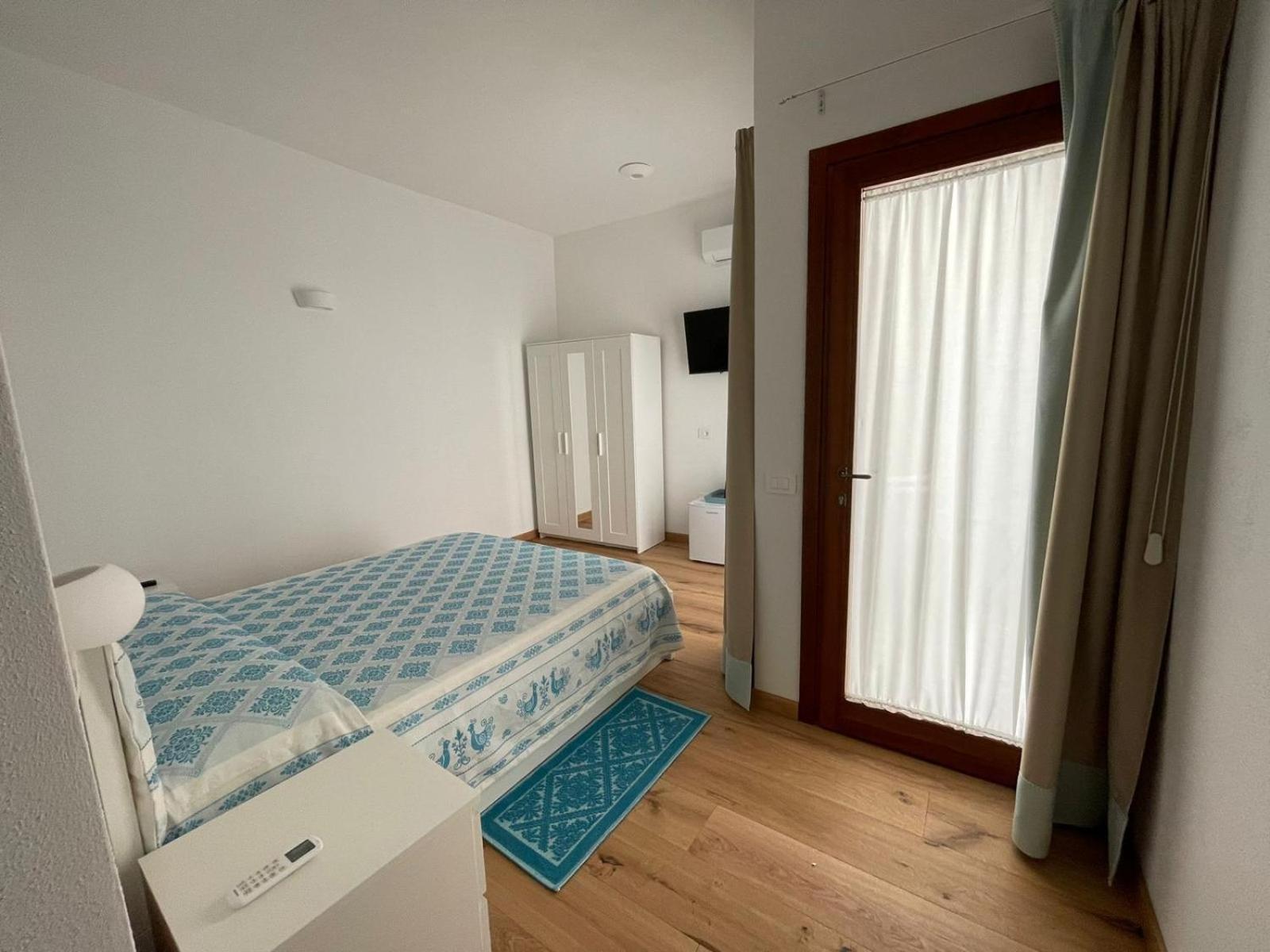 Hotel Sa Troppa De Sos Chentu à Dorgali Extérieur photo