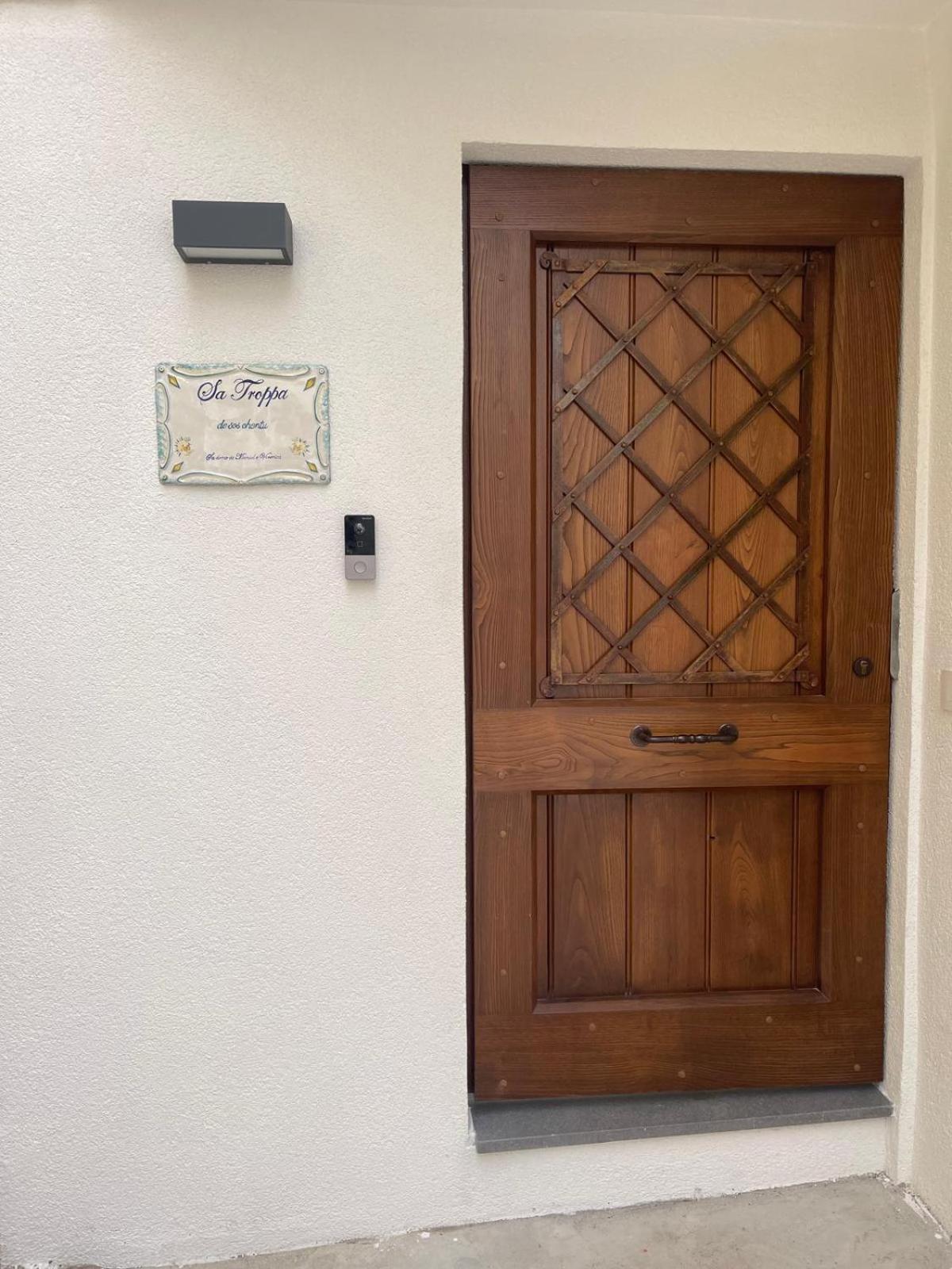 Hotel Sa Troppa De Sos Chentu à Dorgali Extérieur photo