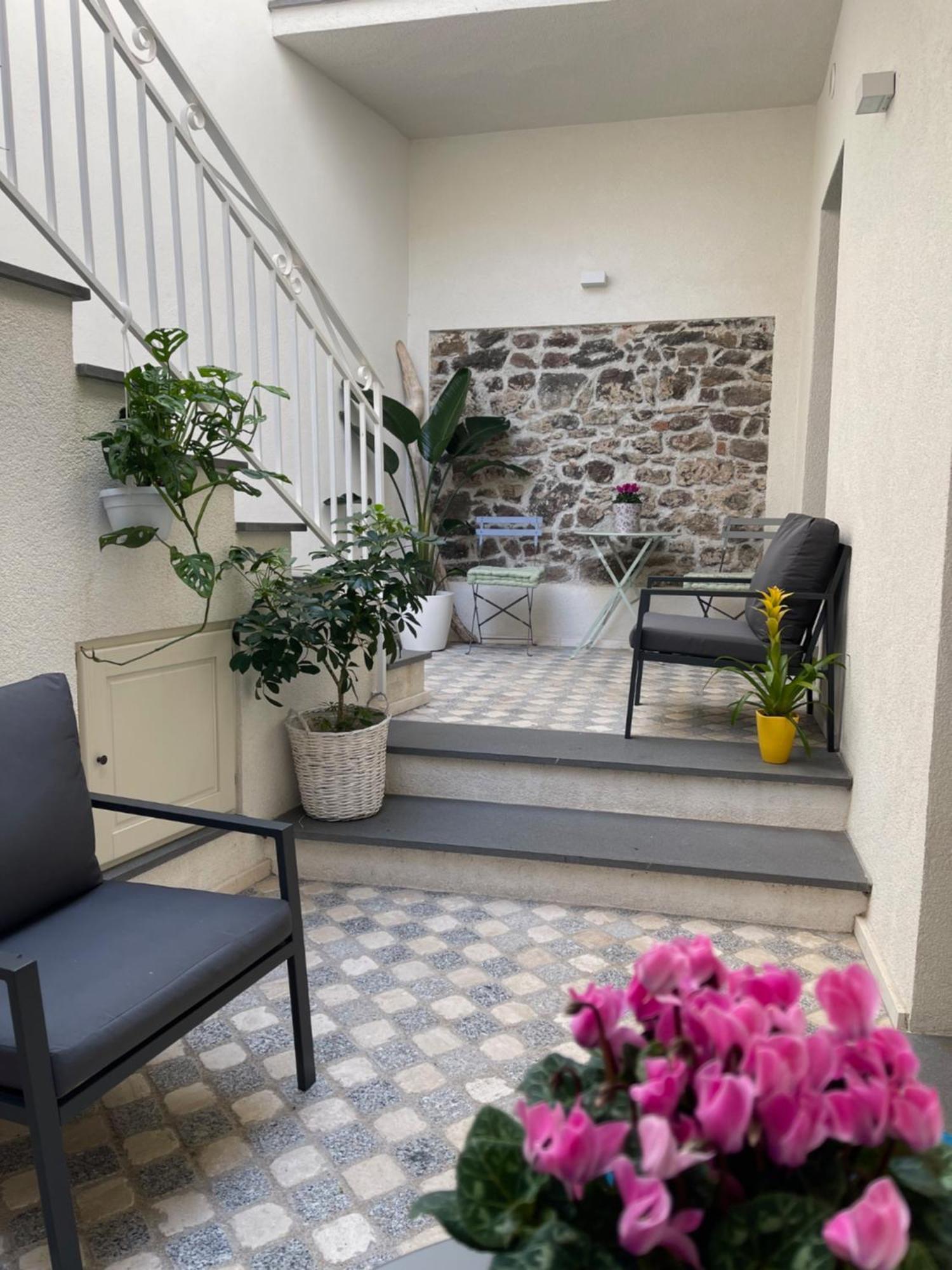 Hotel Sa Troppa De Sos Chentu à Dorgali Extérieur photo